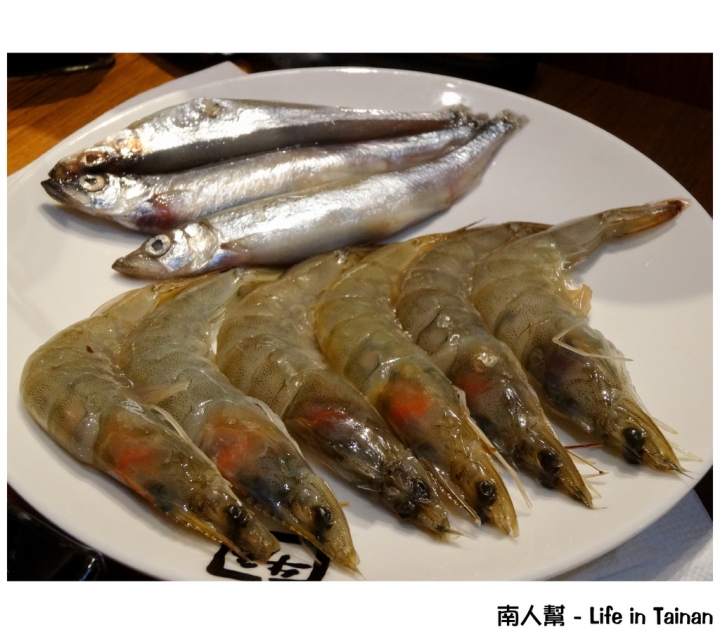【台南市東區-美食】南紡夢時代 #牛角日式炭火燒肉(燒肉吃到飽版)#