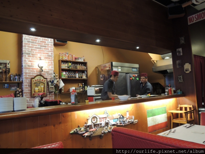 台中大里.軟嫩鮮甜又多汁的法式油封鴨胸@廚異料理牛排館(+wifi)