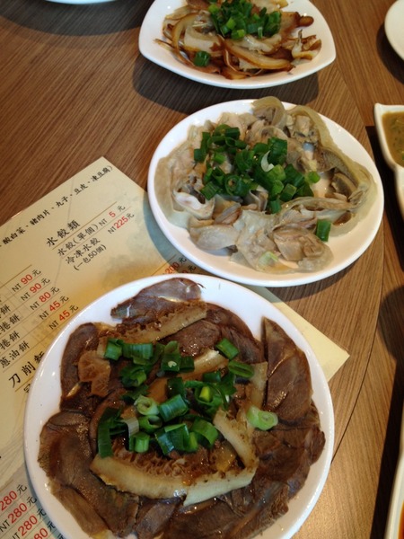 劉家酸菜白肉鍋-來試試遠近馳名的酸味