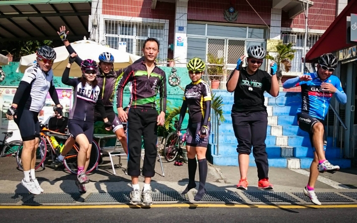 1040202 櫻花樹下 霧台路上 鐵騎好漢 誰能稱王