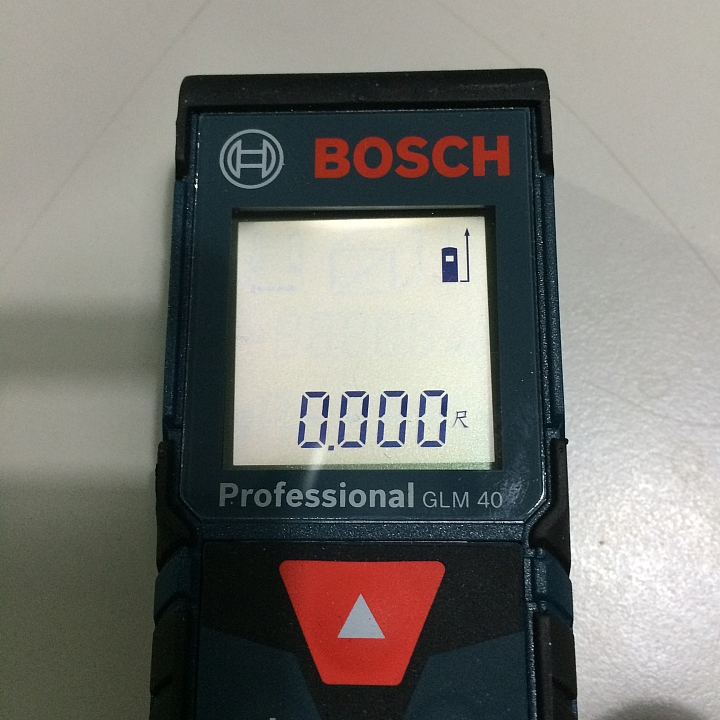 【開箱】房仲神器BOSCH台規GLM 40 Professional 雷射測距儀