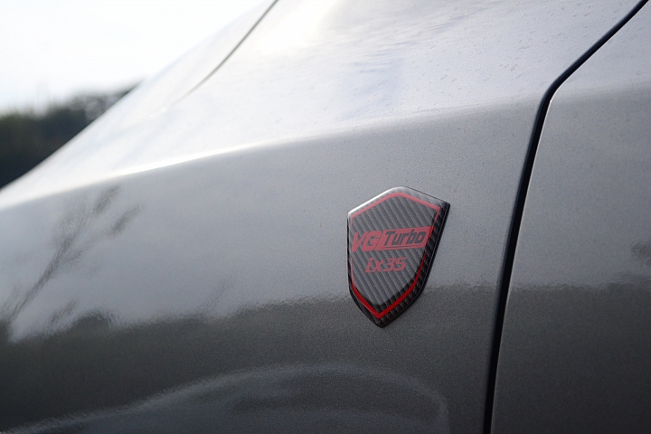 【開箱】HYUNDAI 2015 new IX35 尊貴柴油2.0 旋風灰色