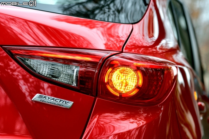 震撼市場新星 Mazda Mazda3 5D