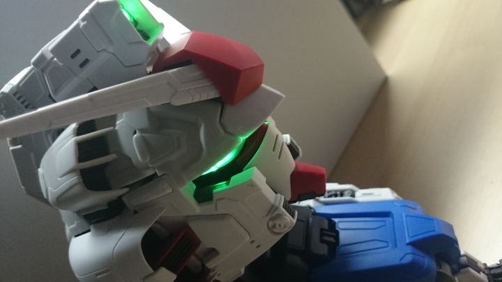 1/20 GP04 鋼彈頭像