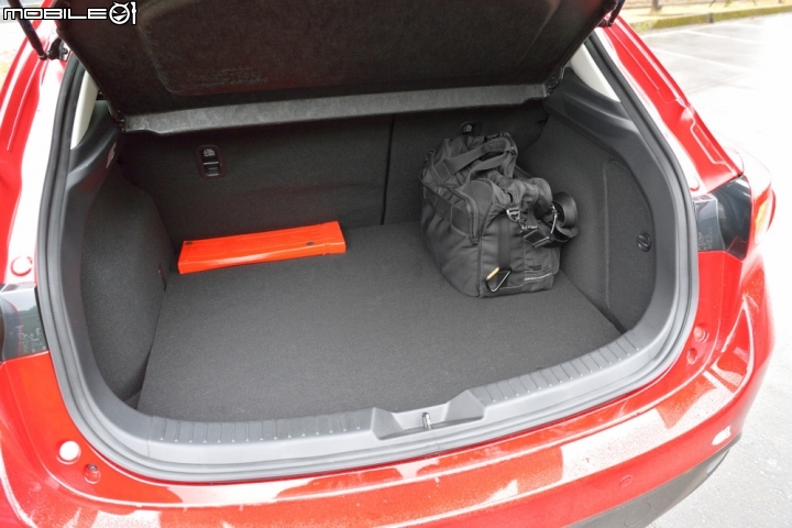 震撼市場新星 Mazda Mazda3 5D