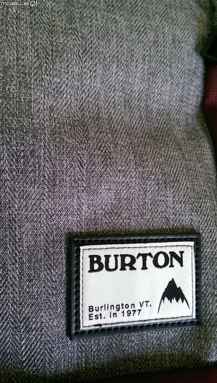 代購的Burton prospect 後背包開箱