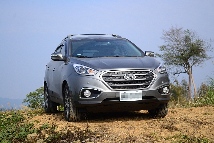 【開箱】HYUNDAI 2015 new IX35 尊貴柴油2.0 旋風灰色