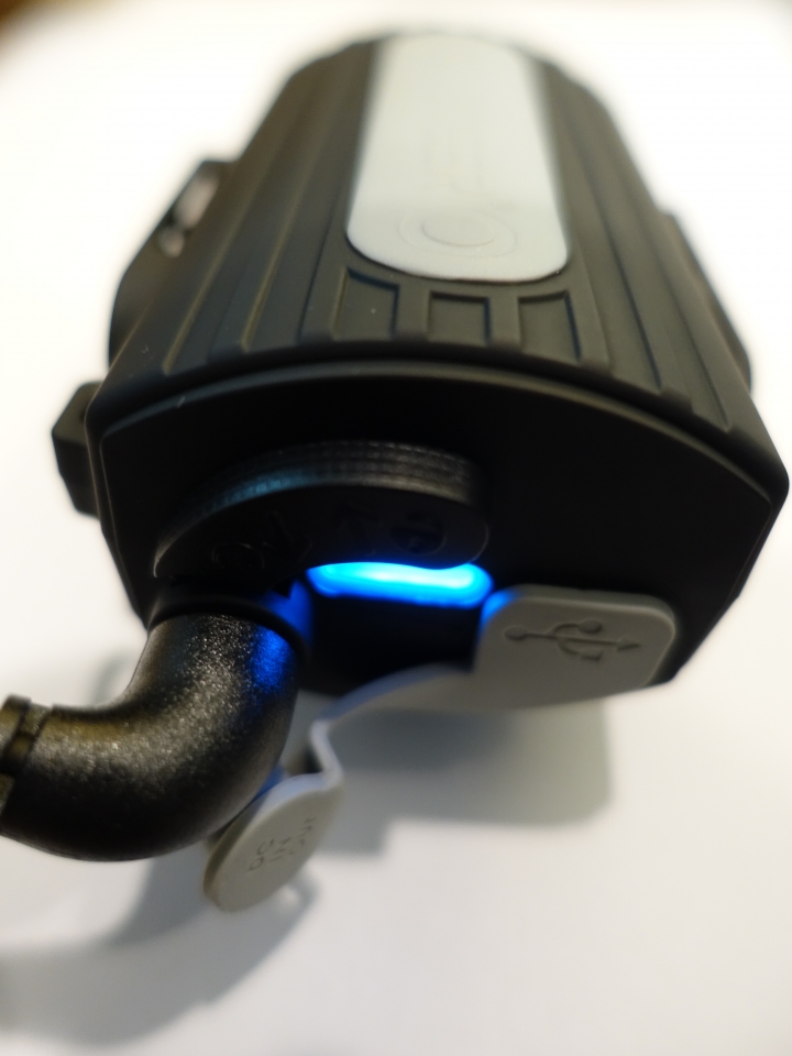 德國LED LENSER XEO 19R 高流明頭燈開箱!