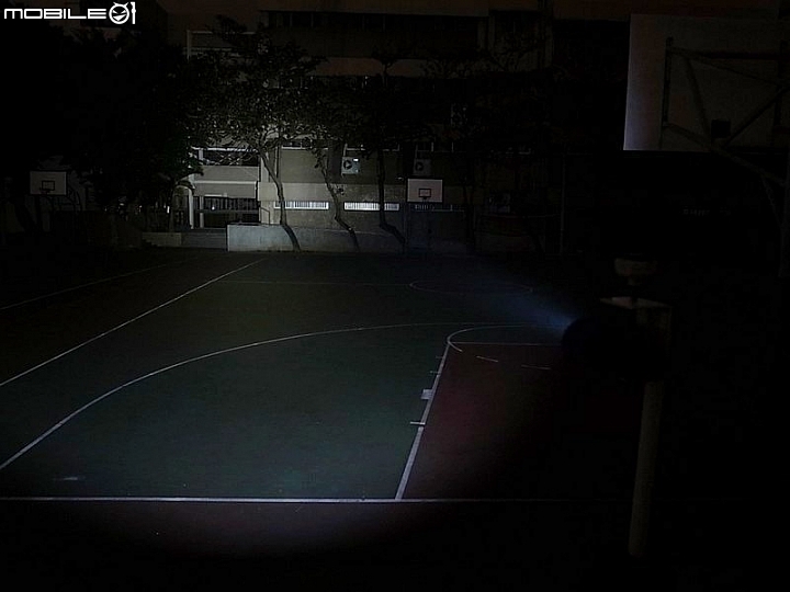 OLIGHT S30 側按小直筒
