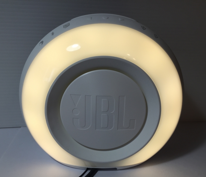 開箱 JBL HORIZON 無線藍牙/收音機 床頭音響