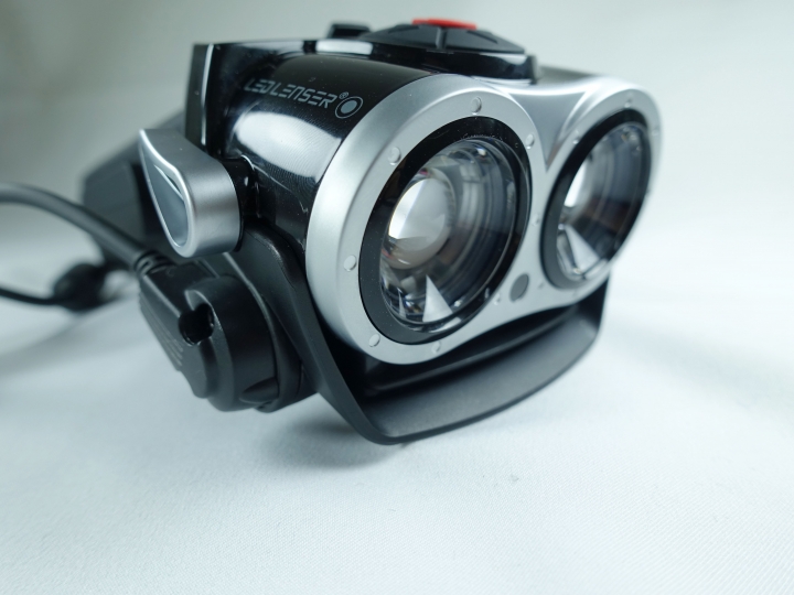 德國LED LENSER XEO 19R 高流明頭燈開箱!