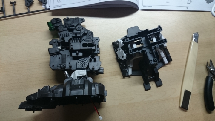 1/20 GP04 鋼彈頭像