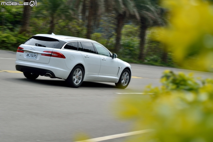 不只同中求異 Jaguar XF Sportbrake 2.2D Luxury