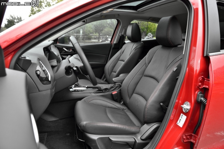 震撼市場新星 Mazda Mazda3 5D