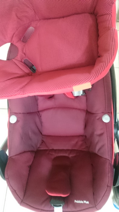 開箱】Quinny Buzz Xtra 2015 嬰兒推車 & Maxi-Cosi Pebble Plus 2015 提籃 不專業開箱
