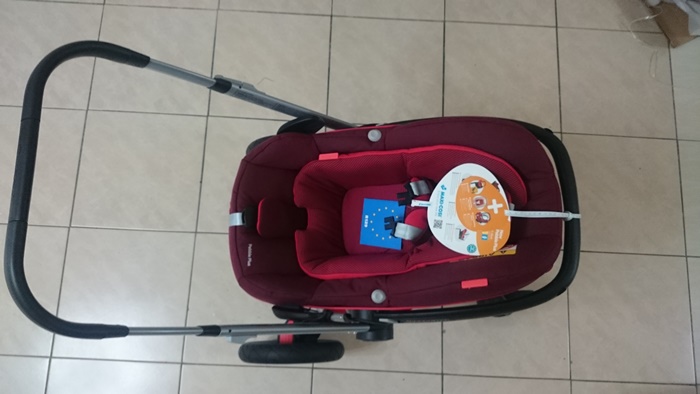開箱】Quinny Buzz Xtra 2015 嬰兒推車 & Maxi-Cosi Pebble Plus 2015 提籃 不專業開箱