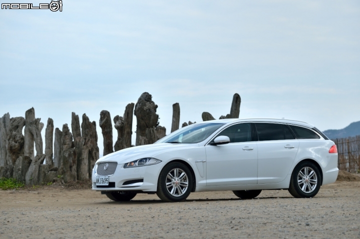 不只同中求異 Jaguar XF Sportbrake 2.2D Luxury