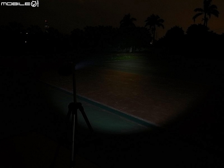 OLIGHT S30 側按小直筒