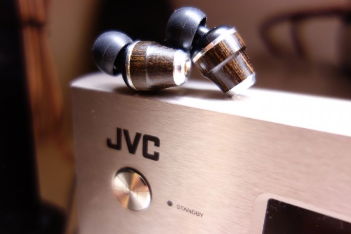 經典木殼日系傳奇之聲 - Victor/JVC HA-FX700 聽感評測