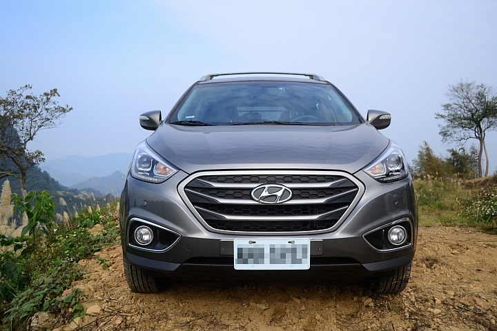 【開箱】HYUNDAI 2015 new IX35 尊貴柴油2.0 旋風灰色