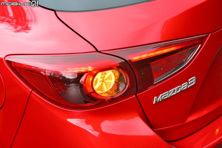 震撼市場新星 Mazda Mazda3 5D