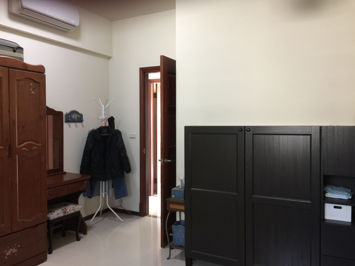 【開箱】平價混搭務實風(新增---沙發減花)