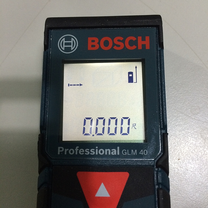 【開箱】房仲神器BOSCH台規GLM 40 Professional 雷射測距儀