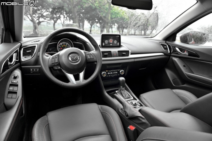 震撼市場新星 Mazda Mazda3 5D