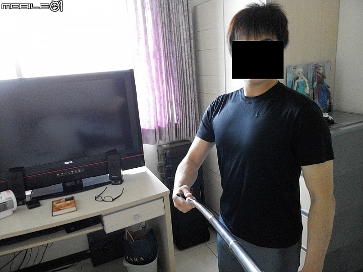 試穿了好多品牌的西裝 合身但是扣子都稍緊 是太胖嗎? 最後去夜市買這款傳統西裝 各位可以幫忙看看這件可以嗎?