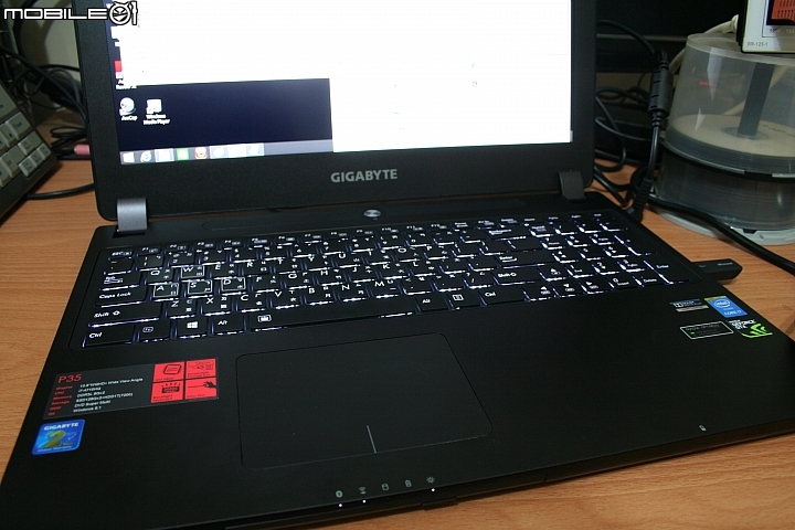 GIGABYTE P35X V3 BESTBUY 年終獎金最好的選擇
