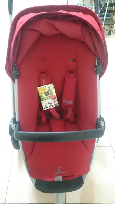 開箱】Quinny Buzz Xtra 2015 嬰兒推車 & Maxi-Cosi Pebble Plus 2015 提籃 不專業開箱