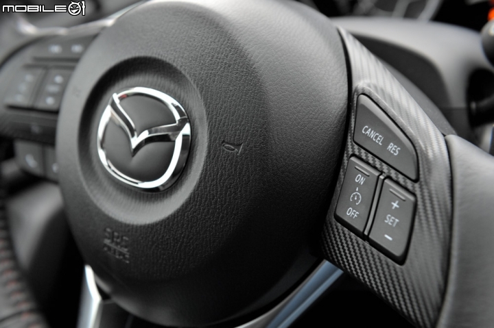 震撼市場新星 Mazda Mazda3 5D