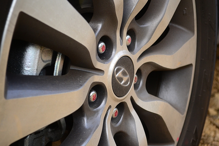 【開箱】HYUNDAI 2015 new IX35 尊貴柴油2.0 旋風灰色