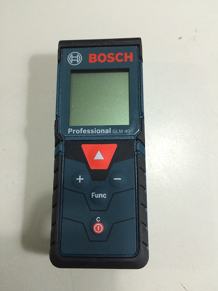 【開箱】房仲神器BOSCH台規GLM 40 Professional 雷射測距儀