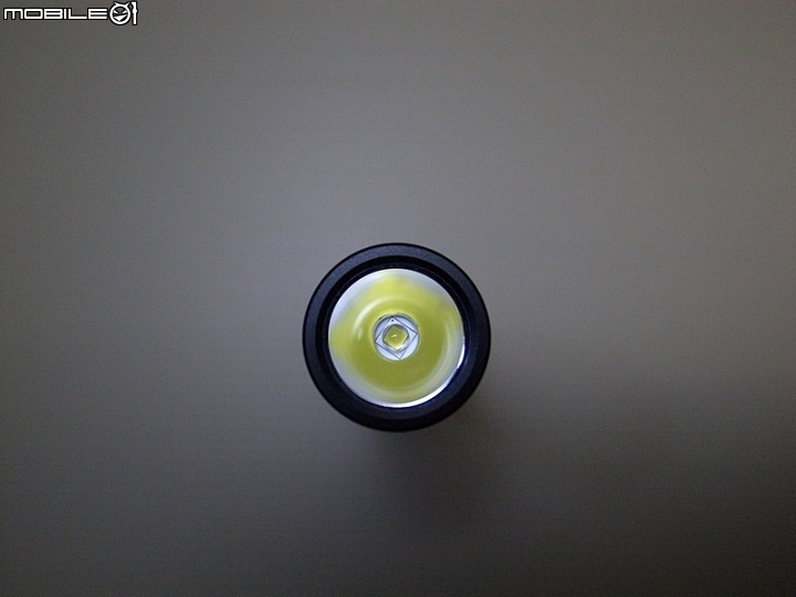 OLIGHT S30 側按小直筒