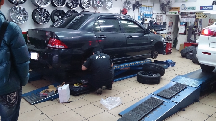 每個男人心中...都有一台梅利號...02年 Lancer 重新整理