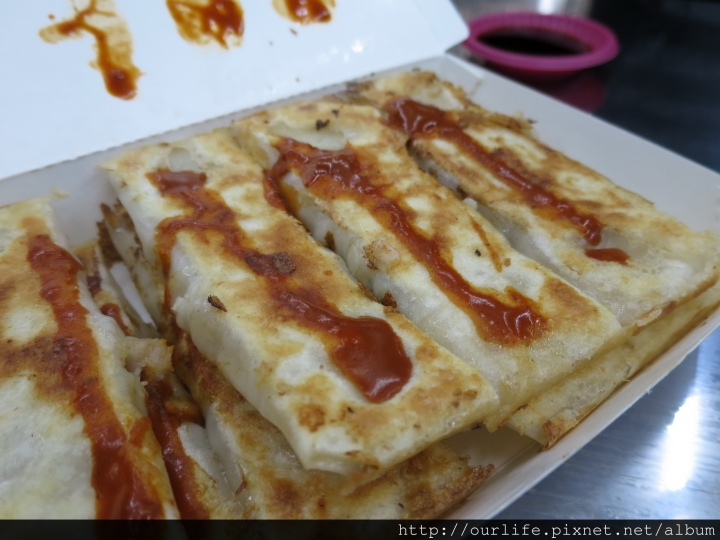 逢甲深夜食堂.皮Q肉甜的麻辣煎餃小籠湯包@餃踏實地