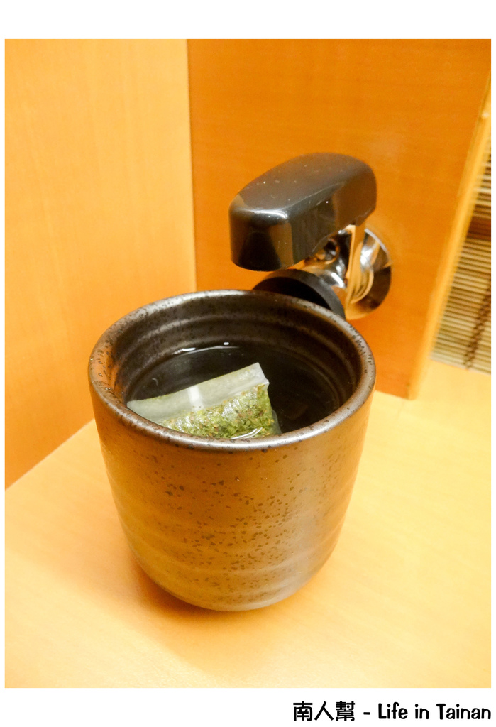 【台南市中西區-美食】全店個室自由席 # 海豊亭丼の專門店 #