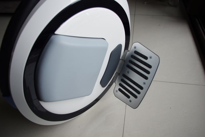 美型 Ninebot one 電動獨輪車,開箱文~~
