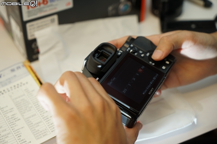 分享~A7/A7R/A7S 玻璃保護貼