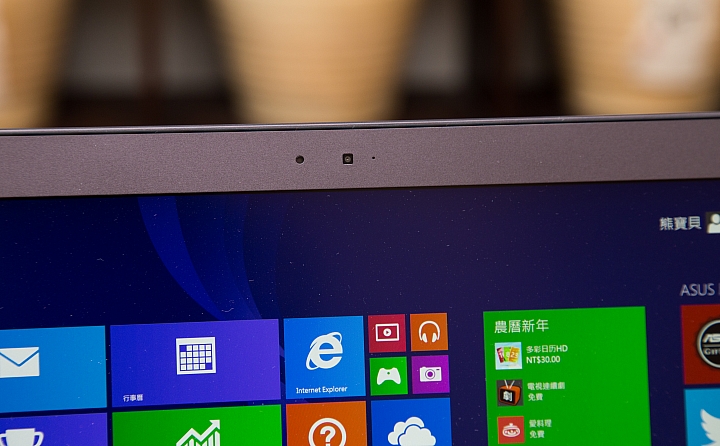 華碩 ZenBook UX305 ,讓我再次心動的Ultrabook (文章完整介紹