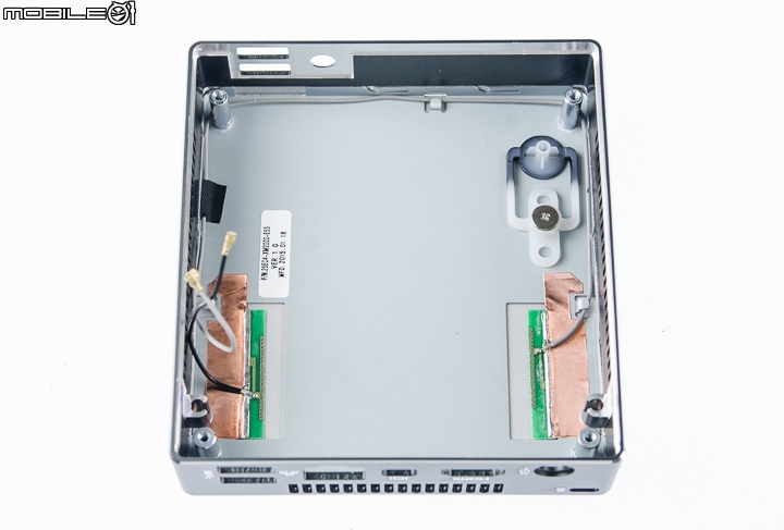 一手掌握的迷你遊戲機 技嘉BRIX GB-BXA8-5545微型電腦實測