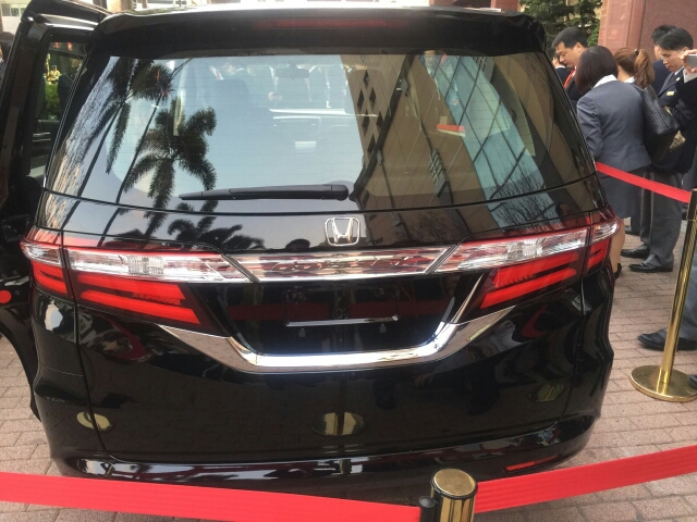 在高雄想購入sharan CL 2.0 TDI,分享一些心得+想請教一下...