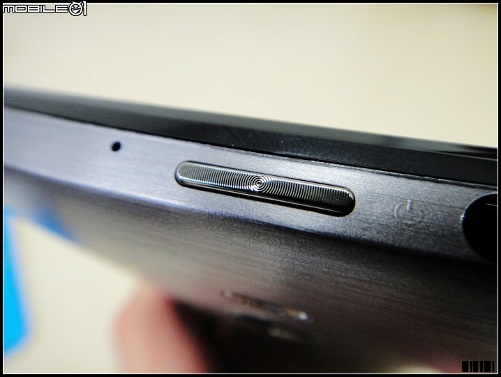 ZenFone 2 (4G/64G) 商務型灰機 -簡單開箱