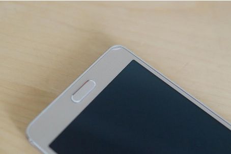 新辦samsung A5手機不到1天螢幕破裂!!!