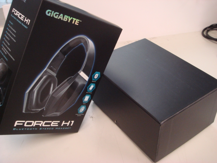 技嘉FORCE H1藍芽耳機簡略開箱