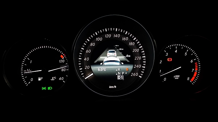 2014 E550 4MATIC 沉睡者 - 簡開箱