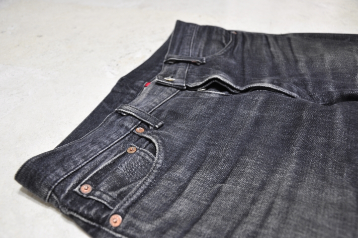 UNIQLO S002 3年退色!