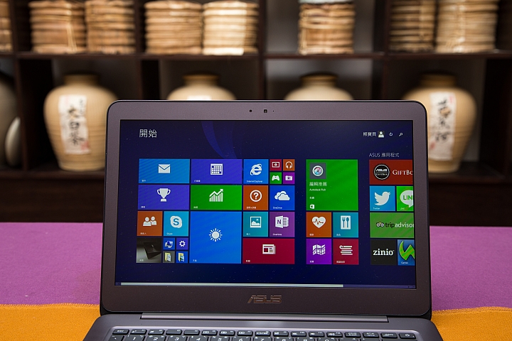 華碩 ZenBook UX305 ,讓我再次心動的Ultrabook (文章完整介紹