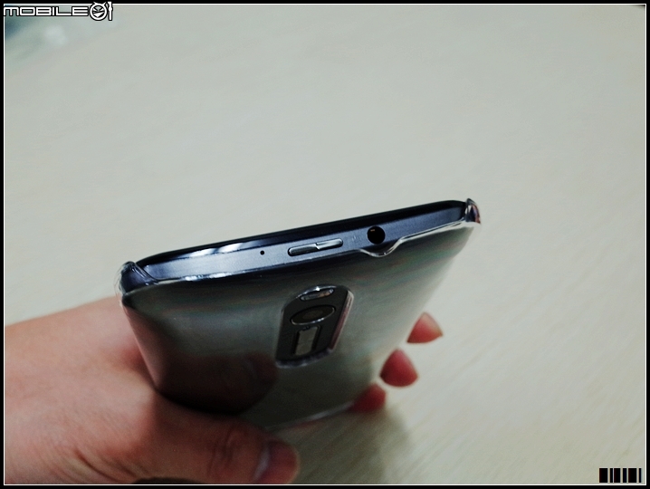 ZenFone 2 (4G/64G) 商務型灰機 -簡單開箱